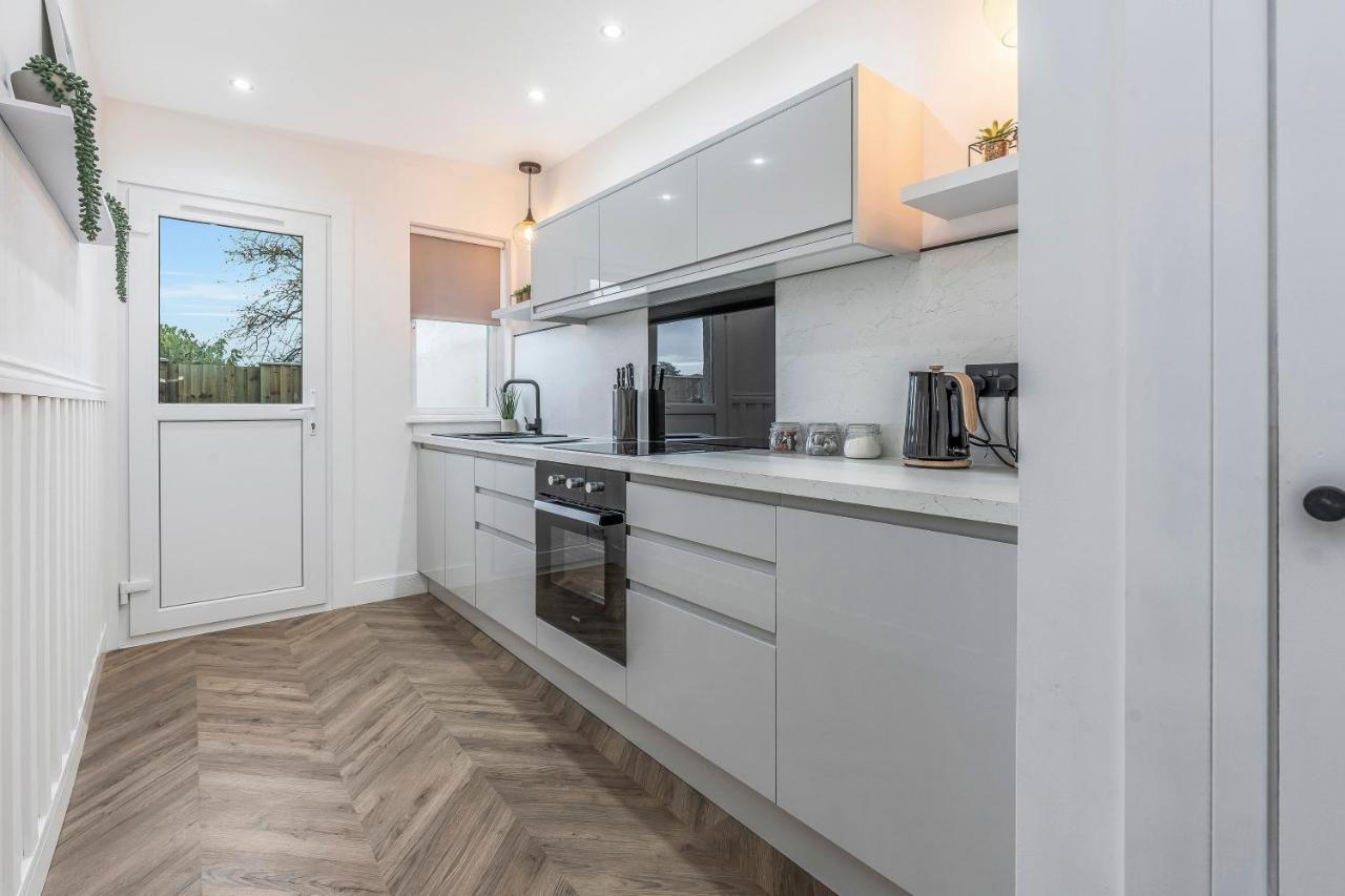 Parkside 2 Bedroom House Near Dunfermline & Edinburgh Exterior foto